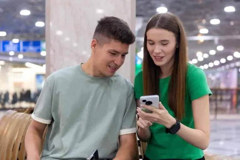 Сахалинцы 18–24 лет стали в 2,6 раза чаще интересоваться инвестициями